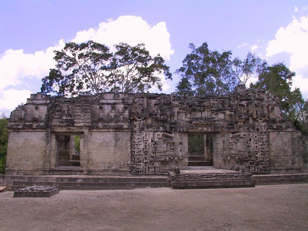 Zona arqueológica de Chicanná